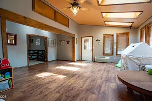 271 Highwood, Grants Pass, OR 97527 - Photo 7