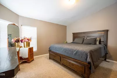 271 Highwood, Grants Pass, OR 97527 - Photo 41