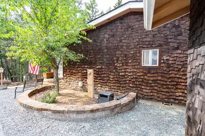 271 Highwood, Grants Pass, OR 97527 - Photo 61