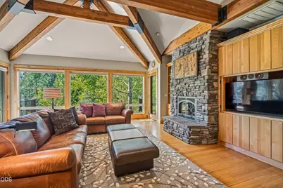 57733 Wallowa Loop, Sunriver, OR 97707 - Photo 9