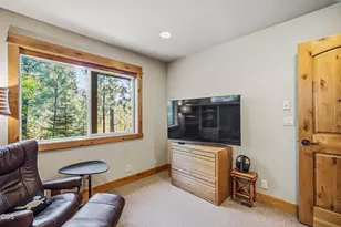 57733 Wallowa Loop, Sunriver, OR 97707 - Photo 47