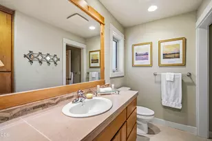 57733 Wallowa Loop, Sunriver, OR 97707 - Photo 55