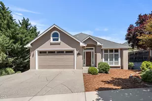 4643 Hathaway Dr, Medford, OR 97504 - Photo 37