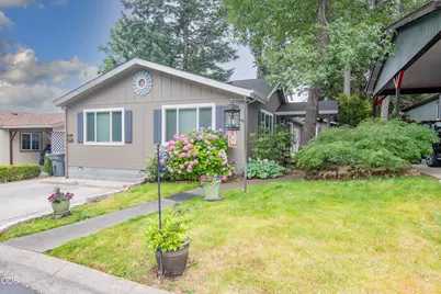 219 NW Creekside Drive, Grants Pass, OR 97526 - Photo 35
