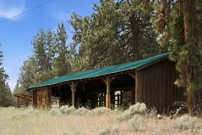 16927 Highway 126, Sisters, OR 97759 - Photo 47