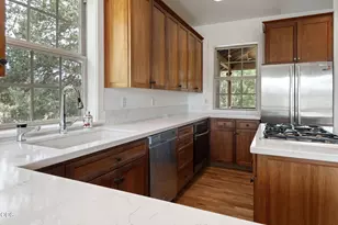 16927 Hwy 126, Sisters, OR 97759 - Photo 25