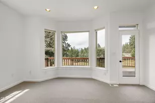 16927 Hwy 126, Sisters, OR 97759 - Photo 29