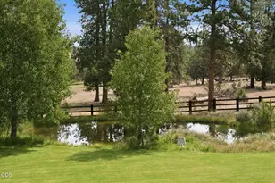 16927 Hwy 126, Sisters, OR 97759 - Photo 13