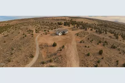 5101 SE Dixon Drive, Madras, OR 97741 - Photo 27