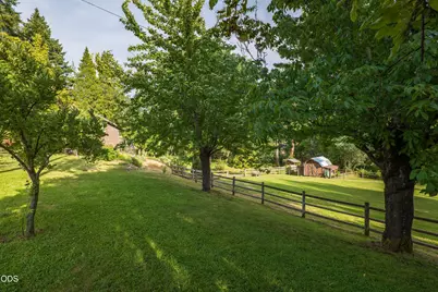 8489 Redwood Highway, Wilderville, OR 97543 - Photo 39