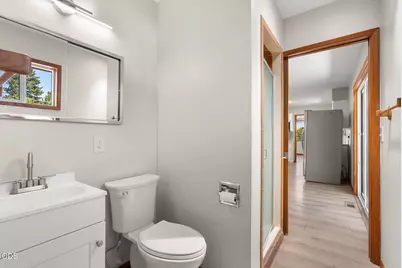 408 NE Hawthorne Avenue, Bend, OR 97701 - Photo 19