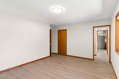 408 NE Hawthorne Avenue, Bend, OR 97701 - Photo 17