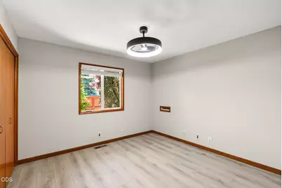 408 NE Hawthorne Avenue, Bend, OR 97701 - Photo 19