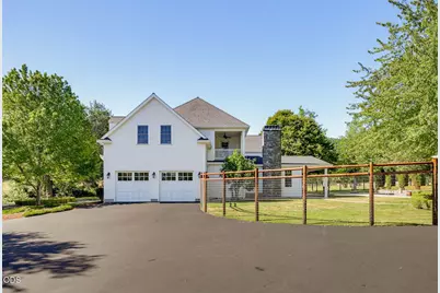 4244 Griffin Creek Road, Medford, OR 97501 - Photo 5