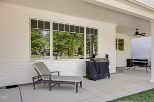 4244 Griffin Creek Rd, Medford, OR 97501 - Photo 57