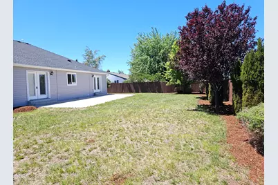 5545 Sturdivant, Klamath Falls, OR 97603 - Photo 3