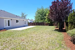 5545 Sturdivant, Klamath Falls, OR 97603 - Photo 3