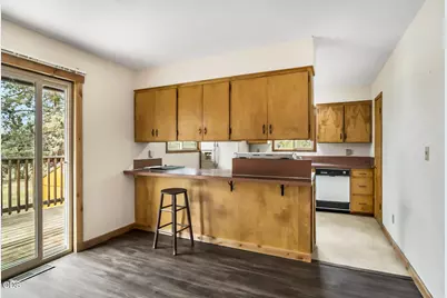 22305 Neff Road, Bend, OR 97701 - Photo 19