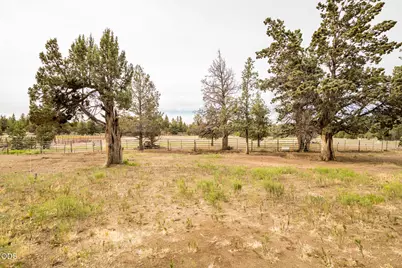22305 Neff Road, Bend, OR 97701 - Photo 39