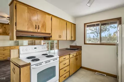 22305 Neff Road, Bend, OR 97701 - Photo 21