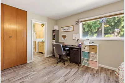 1130 Crest Drive, Central Point, OR 97502 - Photo 17