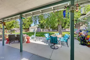 1130 Crest Dr, Central Point, OR 97502 - Photo 31