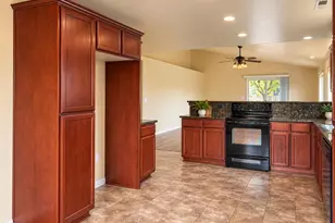 7431 Jerae Pl, White City, OR 97503 - Photo 5