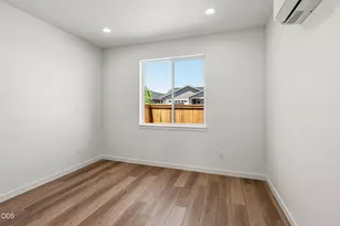196 Gangnes Dr, Talent, OR 97540 - Photo 11