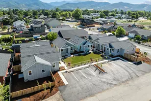 206 Gangnes Dr, Talent, OR 97540 - Photo 25