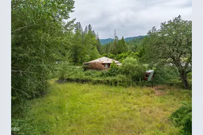 10216 W Evans Creek Road, Rogue River, OR 97537 - Photo 37
