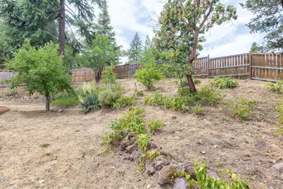 565 Henley Way, Ashland, OR 97520 - Photo 49