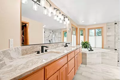 20490 Timberline Court, Bend, OR 97702 - Photo 15