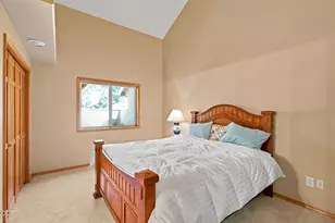 20490 Timberline Ct, Bend, OR 97702 - Photo 25