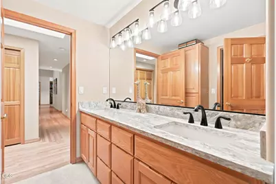 20490 Timberline Court, Bend, OR 97702 - Photo 19