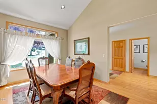 20490 Timberline Ct, Bend, OR 97702 - Photo 11