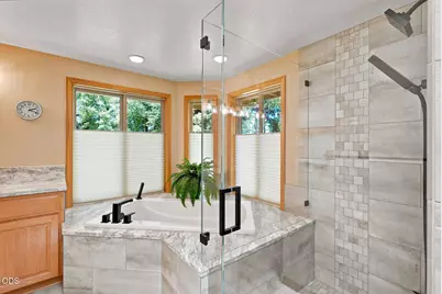 20490 Timberline Court, Bend, OR 97702 - Photo 21