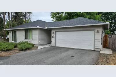 1296 Fruitdale Drive, Grants Pass, OR 97527 - Photo 1