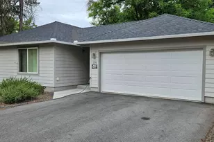 1296 Fruitdale Dr, Grants Pass, OR 97527 - Photo 1