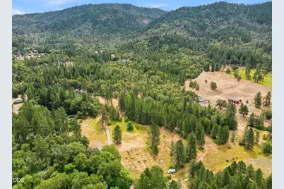 E Evans Creek Road #703, Rogue River, OR 97537 - Photo 7