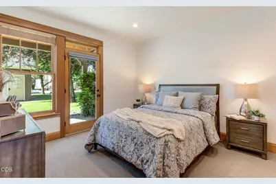547 W Jefferson Avenue, Sisters, OR 97759 - Photo 11