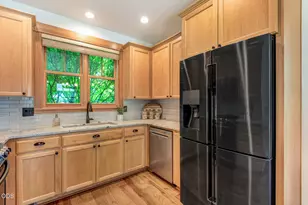 547 W Jefferson Ave, Sisters, OR 97759 - Photo 7