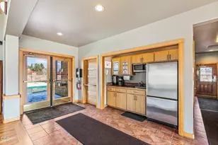 547 W Jefferson Ave, Sisters, OR 97759 - Photo 39