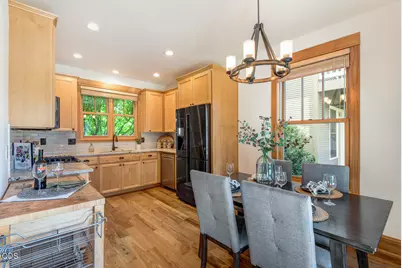 547 W Jefferson Avenue, Sisters, OR 97759 - Photo 5