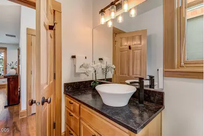 547 W Jefferson Avenue, Sisters, OR 97759 - Photo 9