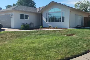 1699 Husker Butte Ln, Medford, OR 97504 - Photo 1