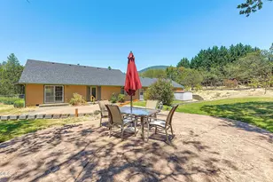 371 Castle Creek Rd, Grants Pass, OR 97526 - Photo 43