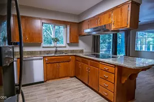 2750 Granite Hill Rd, Grants Pass, OR 97526 - Photo 15
