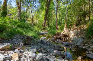 2750 Granite Hill Rd, Grants Pass, OR 97526 - Photo 5