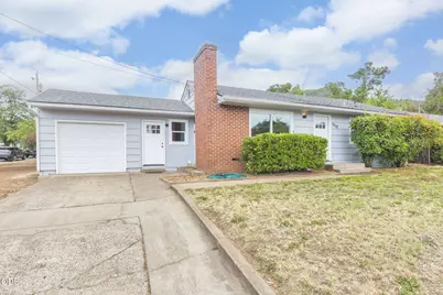 1202 NE A Street, Grants Pass, OR 97526 - Photo 3