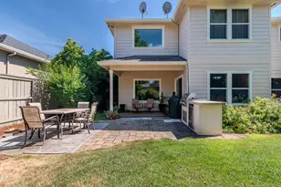 3733 Sherwood Park Dr, Medford, OR 97504 - Photo 27